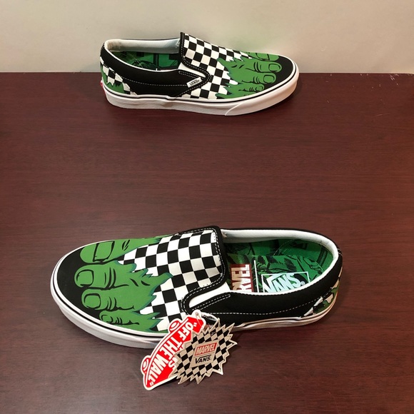 Vans X Marvel Classic Slip-On, Hulk, Various Sizes - Picture 10 of 15